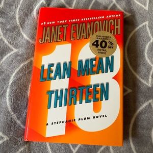 Book- Lean Mean Thirteen by Janet Evanovich Hardcover